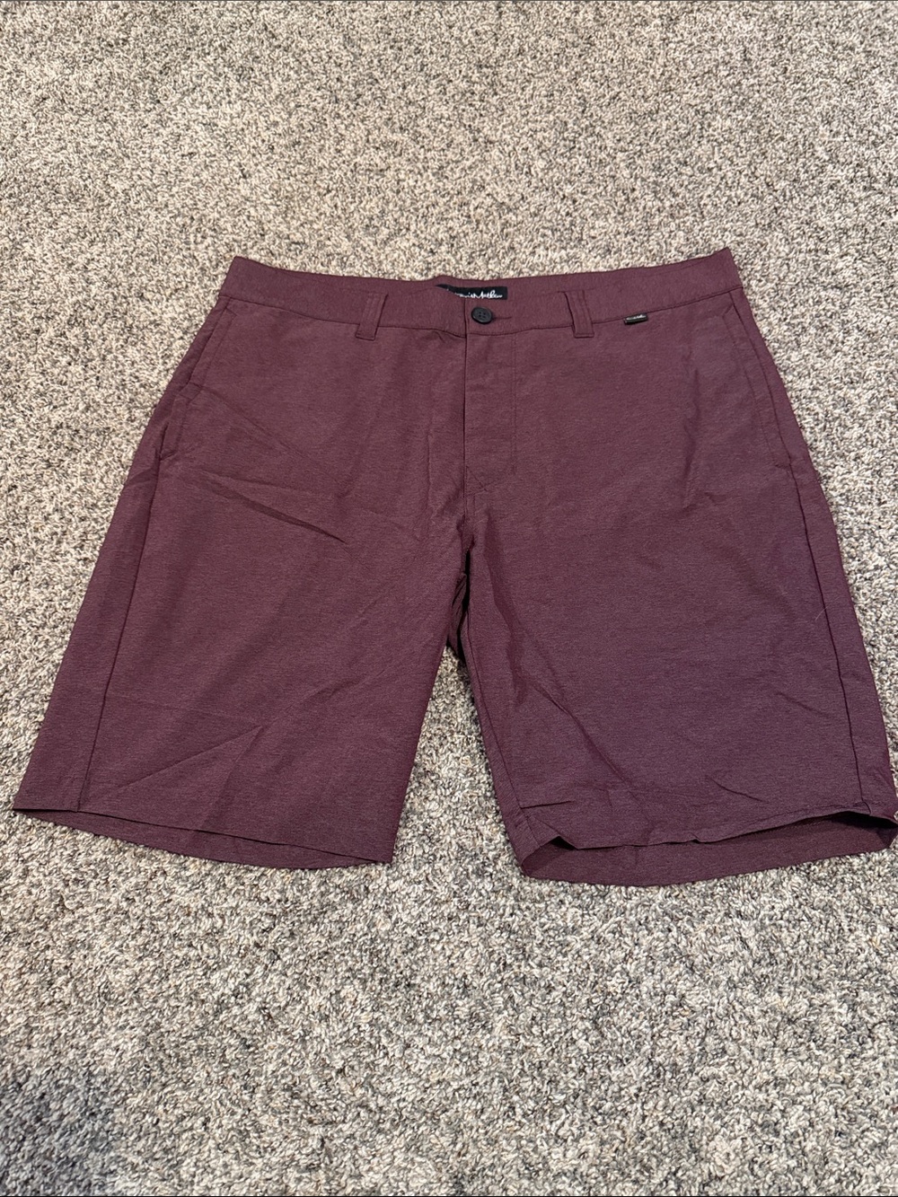 Travis Mathew Men's Wine Flat Front Stretch Shorts Size 36